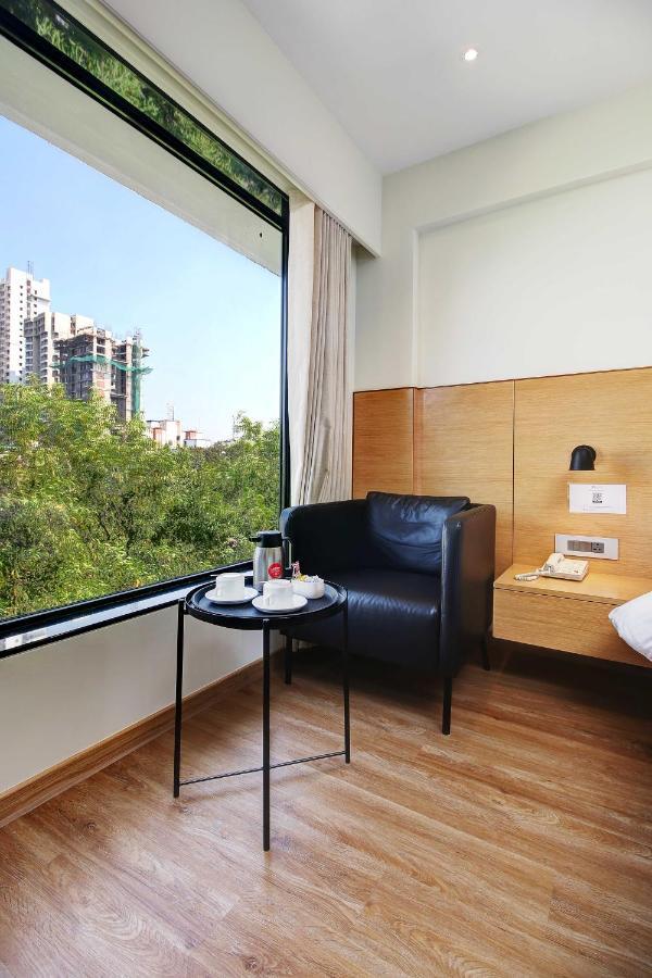 Hotel Mumbai House Ghansoli, Navi Mumbai Extérieur photo