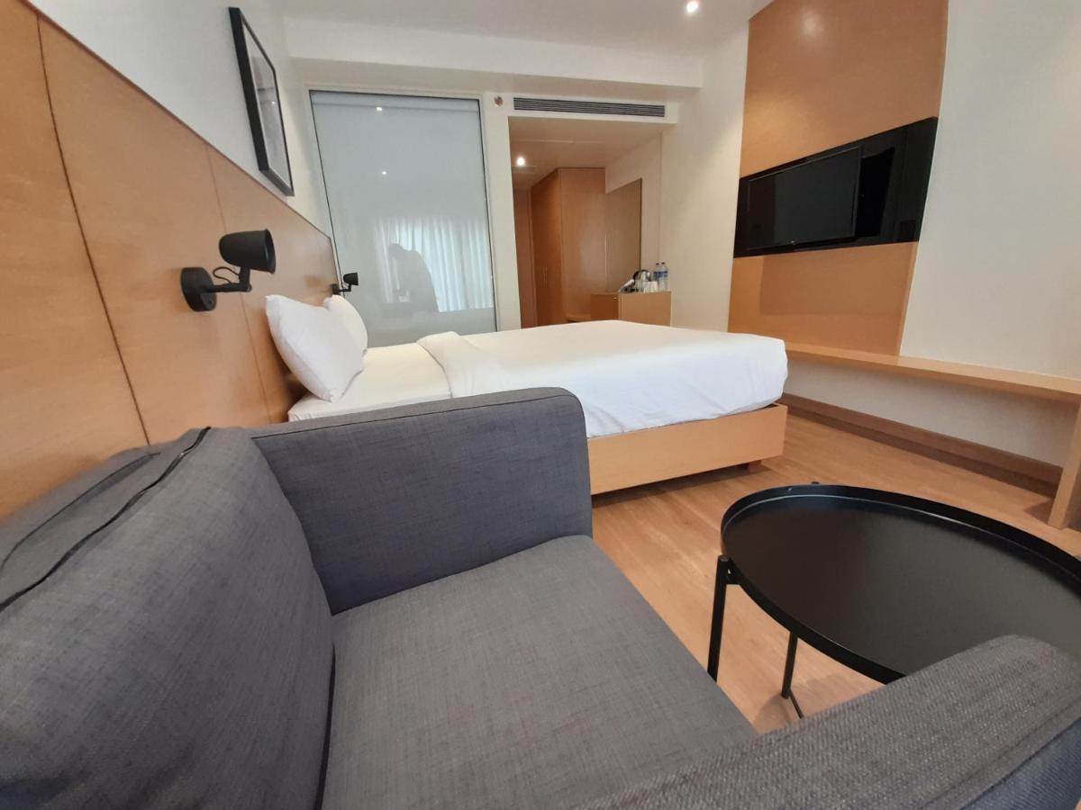 Hotel Mumbai House Ghansoli, Navi Mumbai Extérieur photo