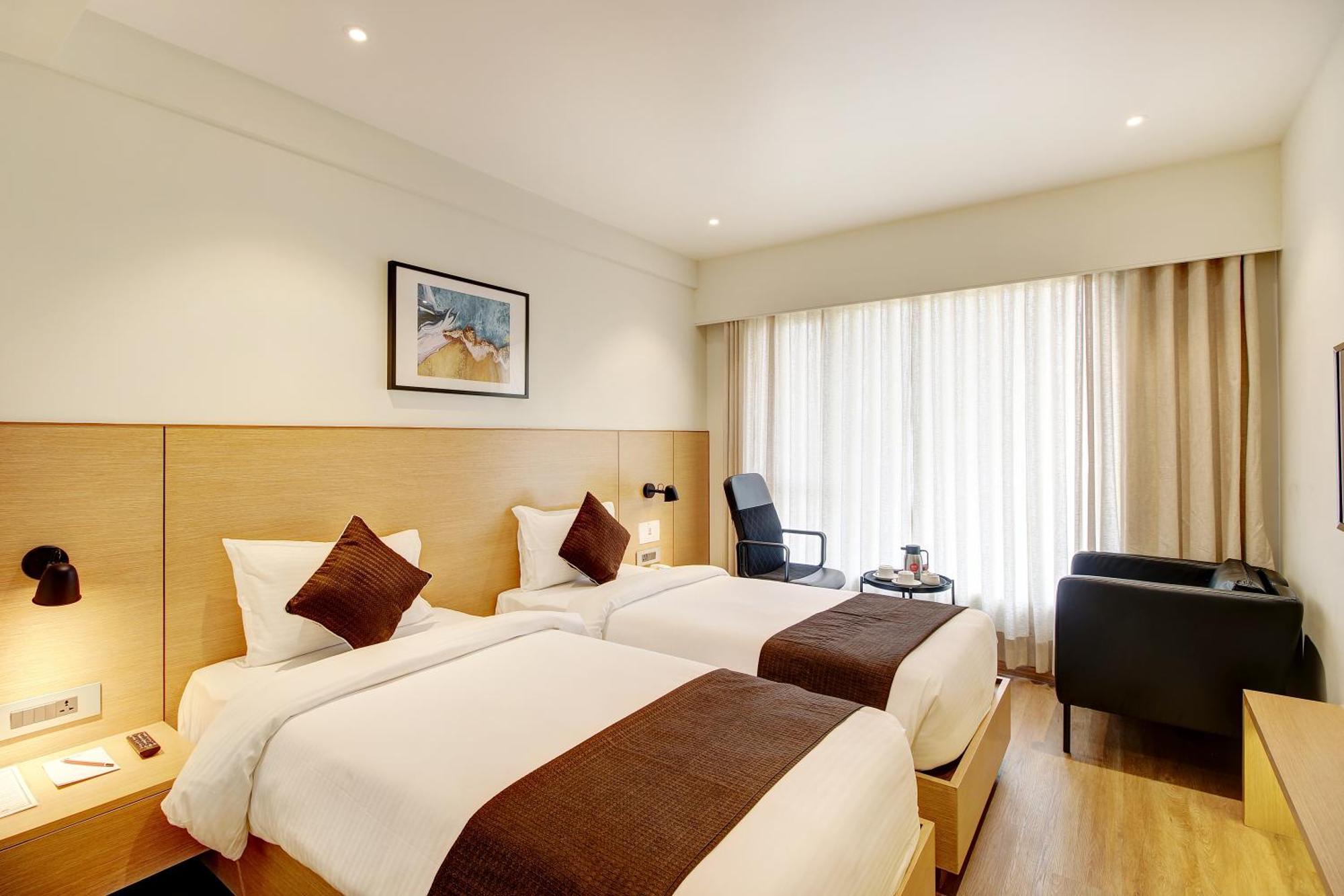 Hotel Mumbai House Ghansoli, Navi Mumbai Extérieur photo