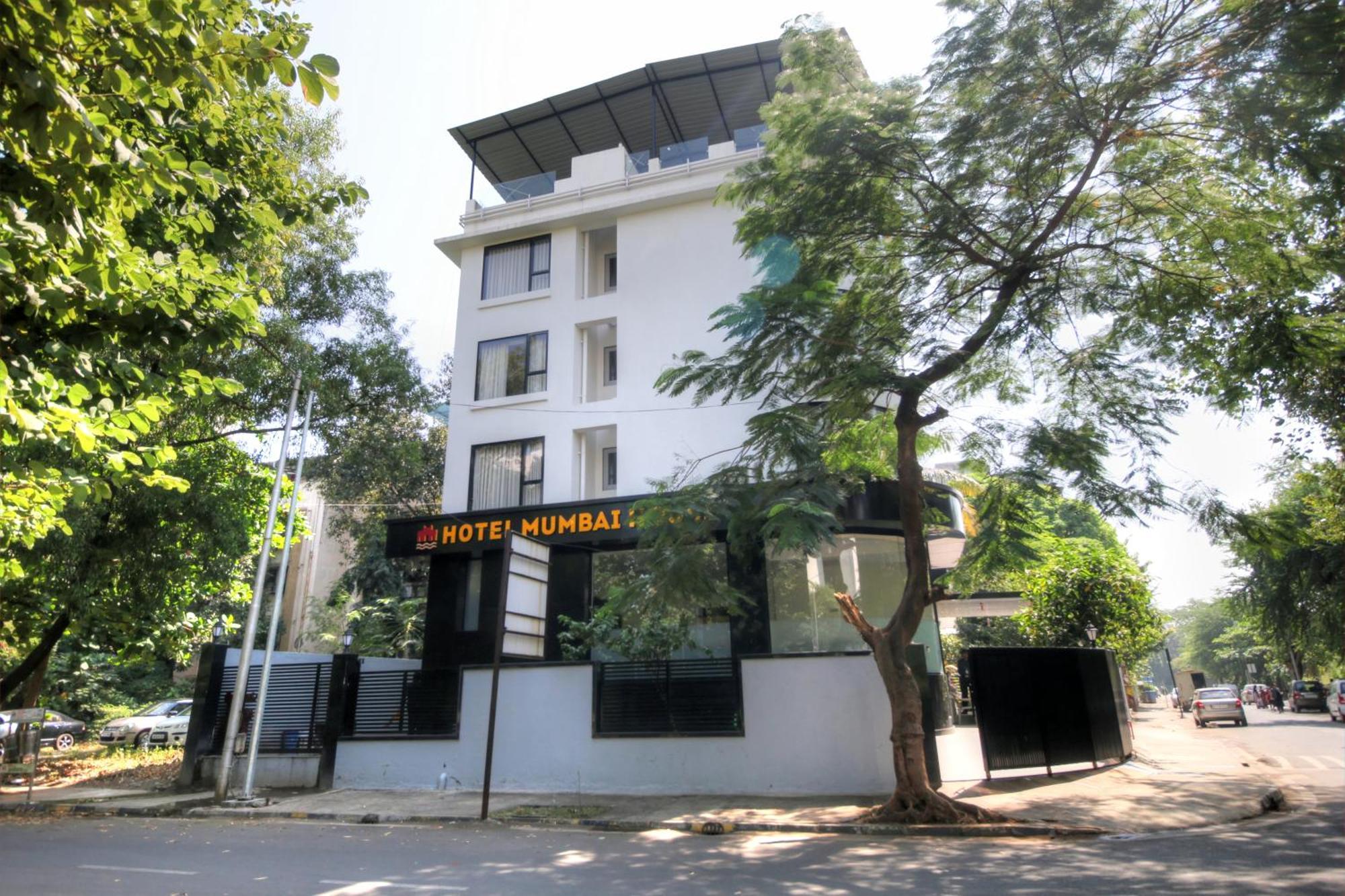 Hotel Mumbai House Ghansoli, Navi Mumbai Extérieur photo